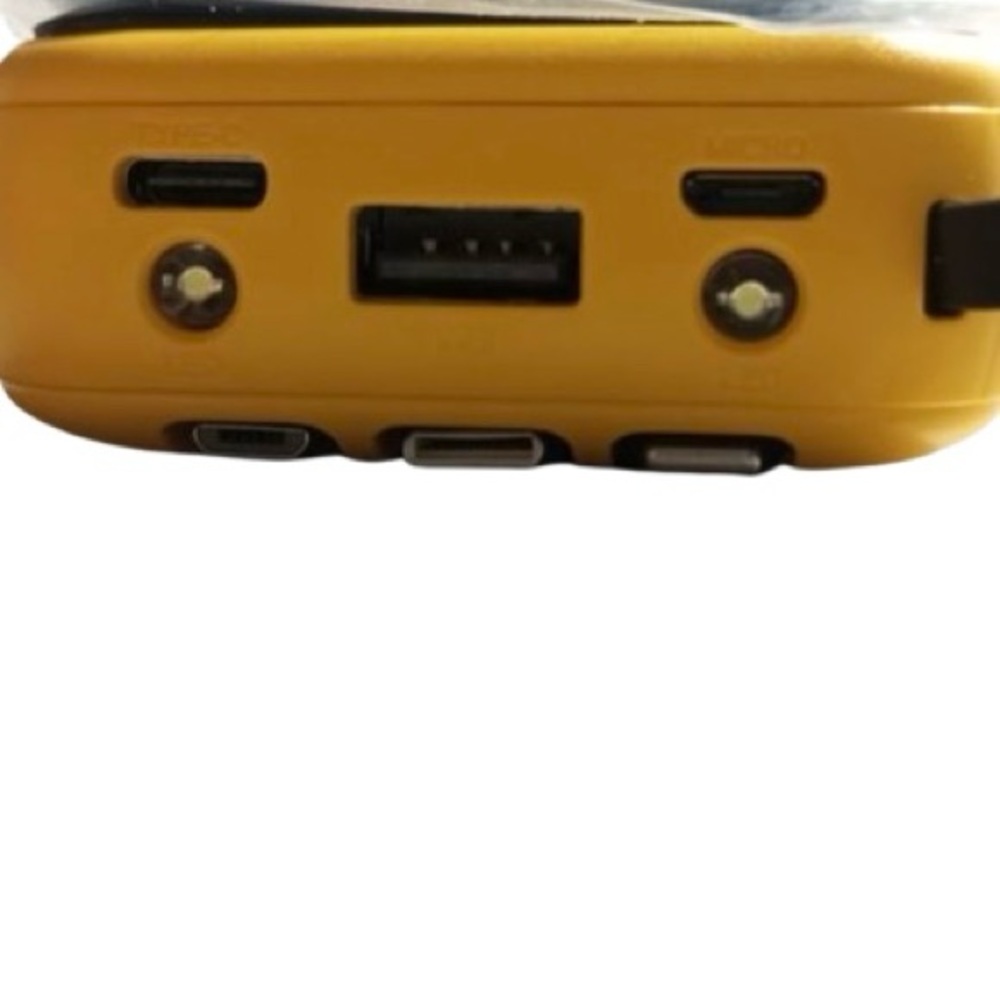 🆕- Mini Cell Phone Power Bank. - Picture 4 of 9